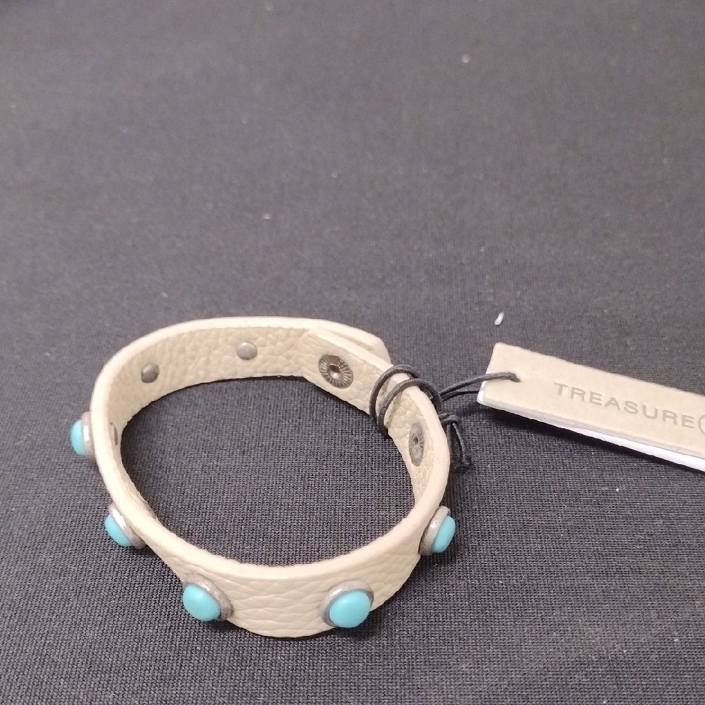Cream and Turquoise Bracelet